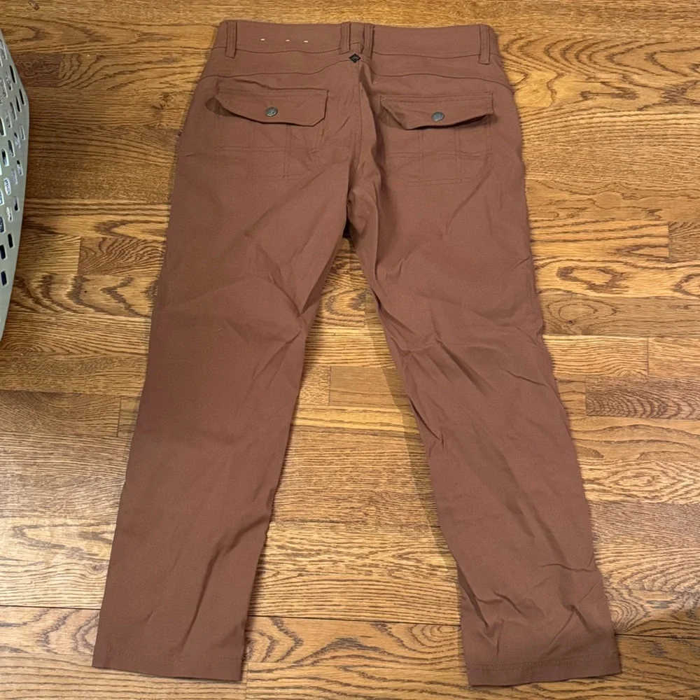 NWOT Prana Women's Brown Cargo Pants size 10 - Picture 5 of 6